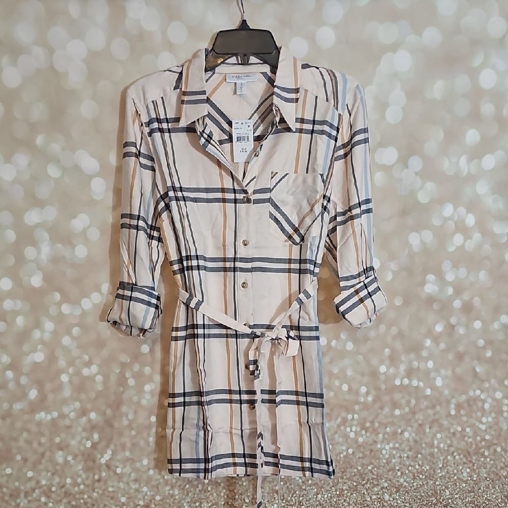 Motherhood Maternity Cream and Black Plaid Top